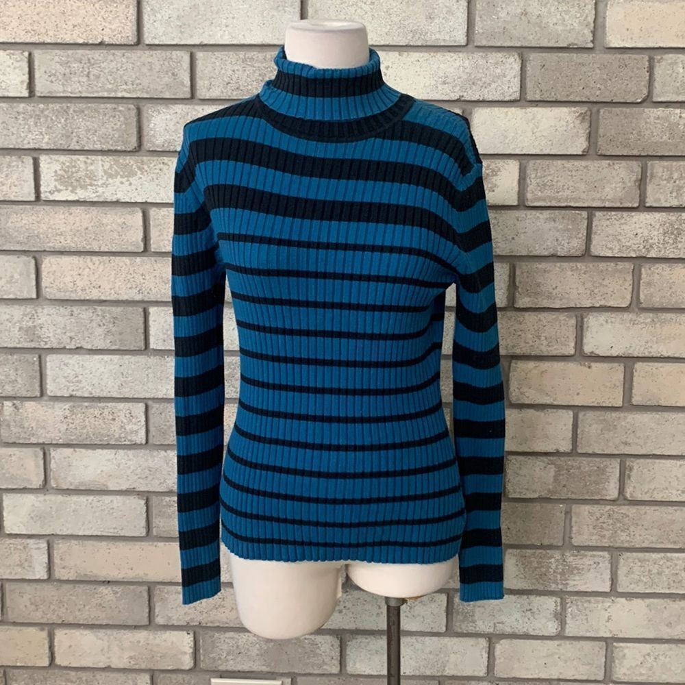 3for$20 sweater junior large